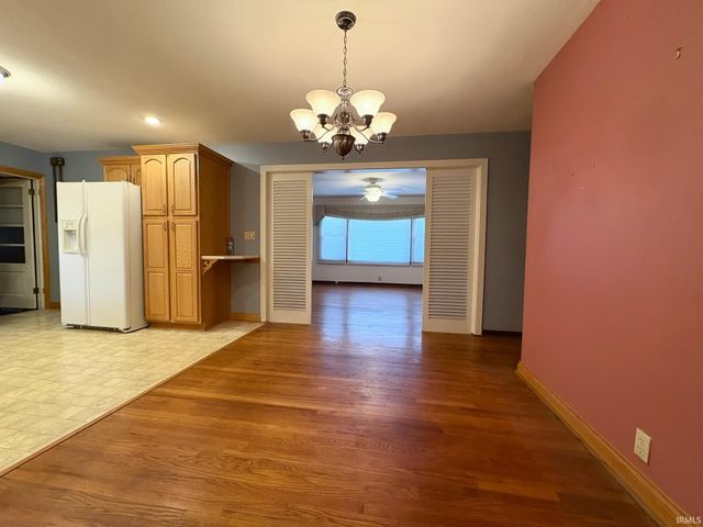 2007 Jackson Drive, Vincennes, IN 47591