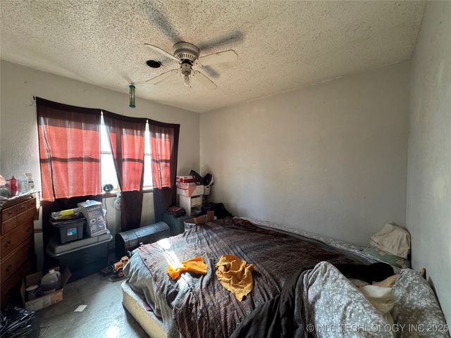 21 Park Street, Lone Grove, OK 73443