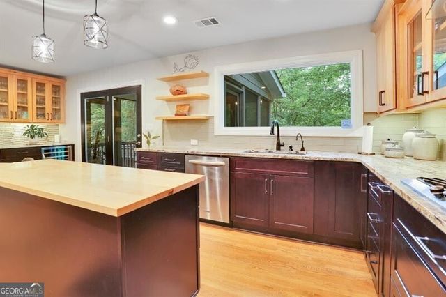 345 Clear Creek Court, Roswell, GA 30076