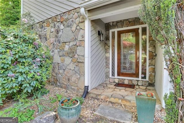 345 Clear Creek Court, Roswell, GA 30076