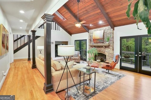 345 Clear Creek Court, Roswell, GA 30076