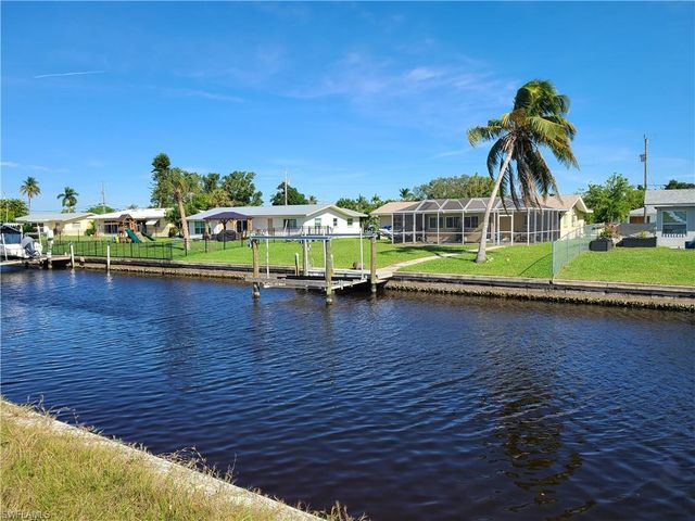 5275 Tiffany CT, Cape Coral, FL 33904
