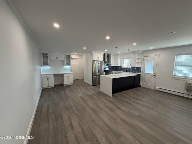 135 Wharfside Drive, Monmouth Beach, NJ 07750