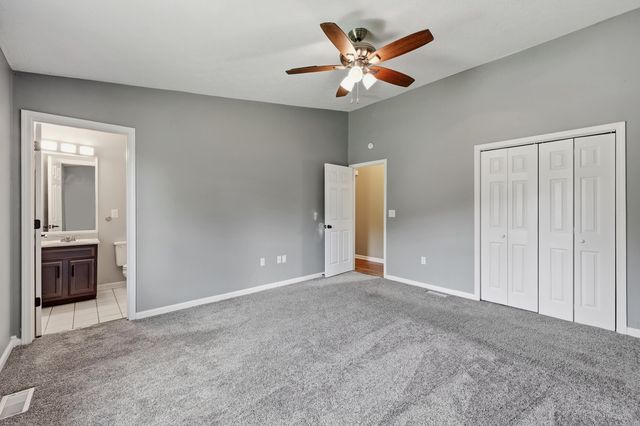 2218 Woodford Drive, Richmond, KY 40475
