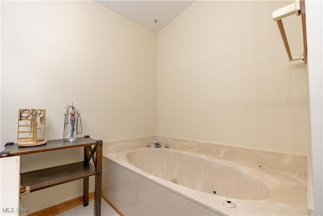 3027 22nd Street NW, Canton, OH 44708