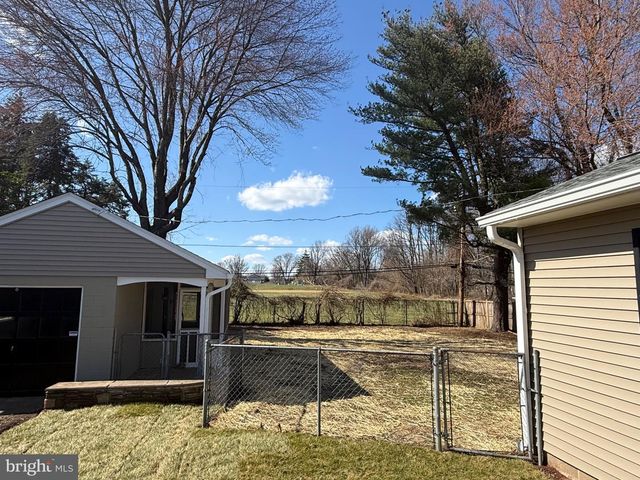 1420 S PLEASANT DR, Feasterville Trevose, PA 19053