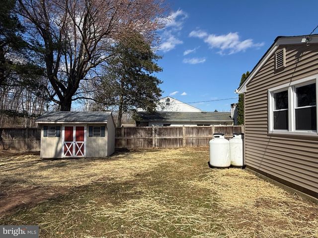 1420 S PLEASANT DR, Feasterville Trevose, PA 19053