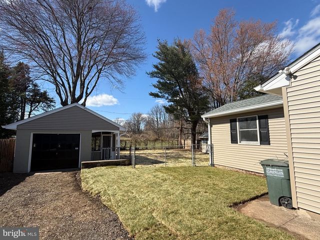 1420 S PLEASANT DR, Feasterville Trevose, PA 19053