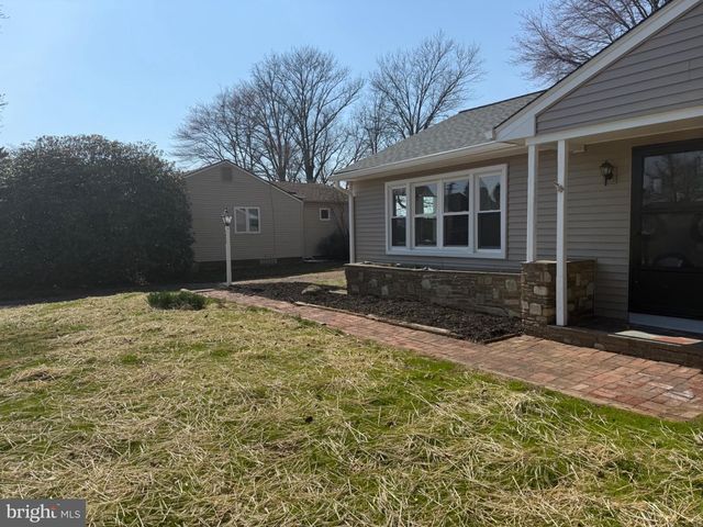 1420 S PLEASANT DR, Feasterville Trevose, PA 19053