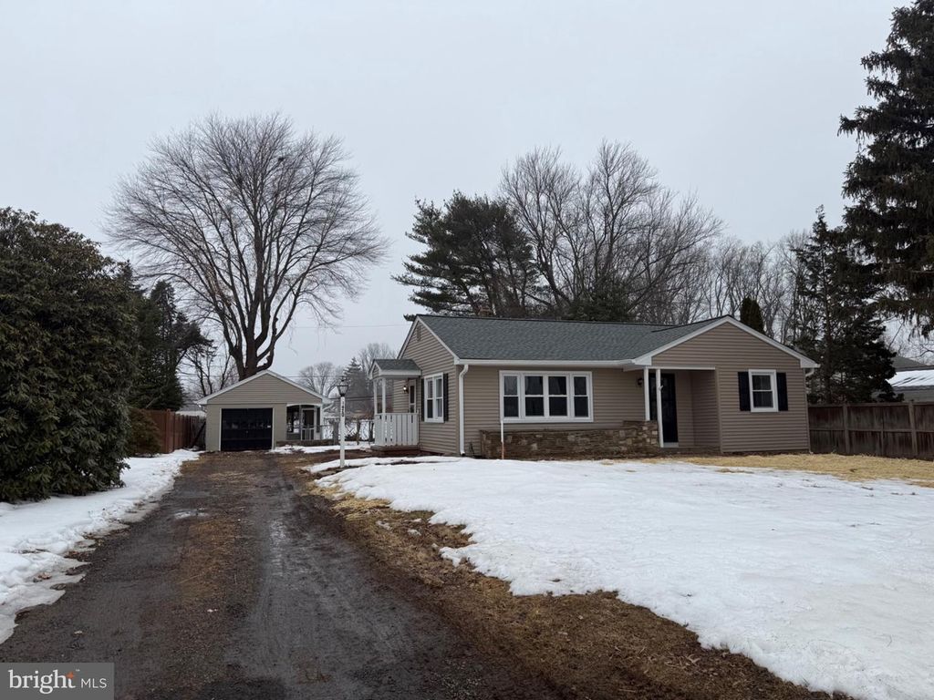 1420 S PLEASANT DR, Feasterville Trevose, PA 19053