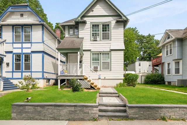 17 Carroll Street, Poughkeepsie, NY 12601