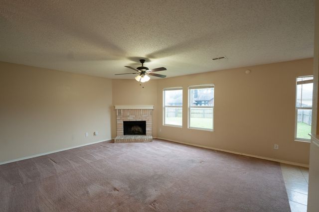 750 Lowe Drive, Cedar Hill, TX 75104