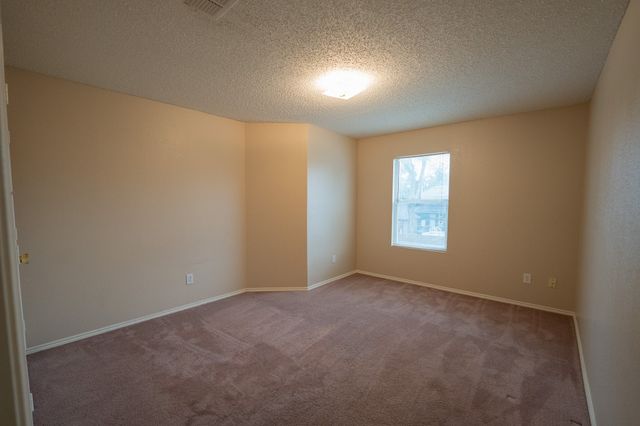 750 Lowe Drive, Cedar Hill, TX 75104