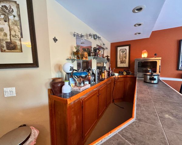 3805 Gladstone Drive, Naperville, IL 60565