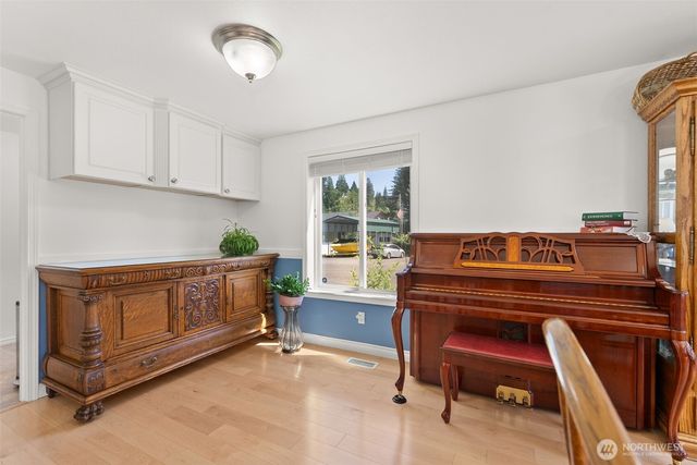 148 Steelhead Drive, Silver Creek, WA 98585