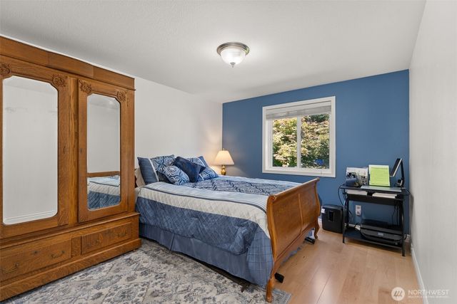 148 Steelhead Drive, Silver Creek, WA 98585