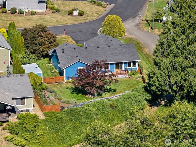 148 Steelhead Drive, Silver Creek, WA 98585