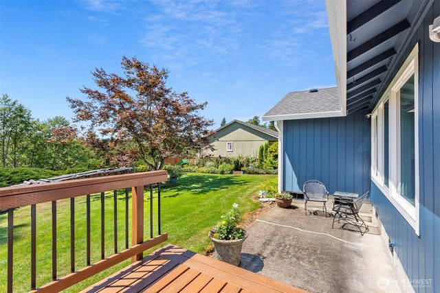 148 Steelhead Drive, Silver Creek, WA 98585