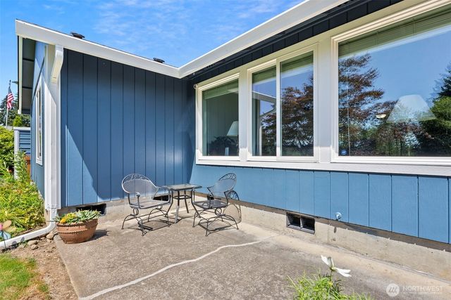 148 Steelhead Drive, Silver Creek, WA 98585