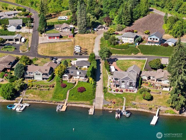 148 Steelhead Drive, Silver Creek, WA 98585