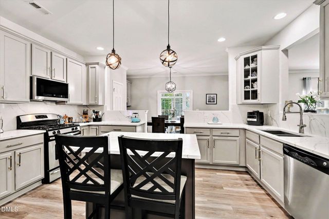 437 Field Glow Lane, Apex, NC 27539