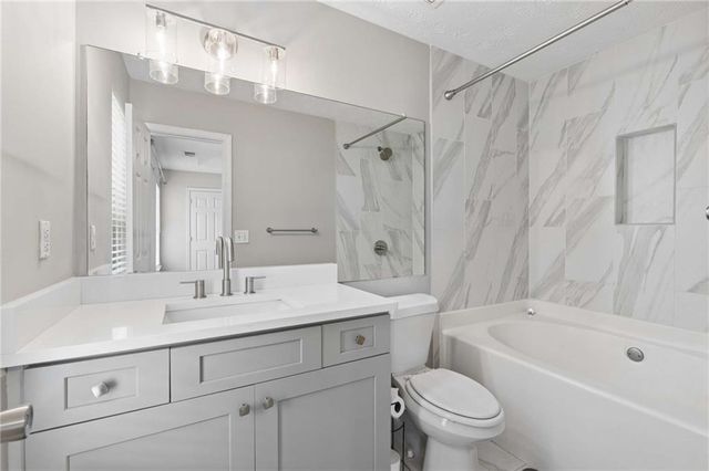2076 Pinnacle Pointe Drive, Norcross, GA 30071