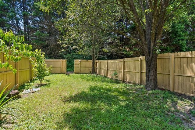 2076 Pinnacle Pointe Drive, Norcross, GA 30071