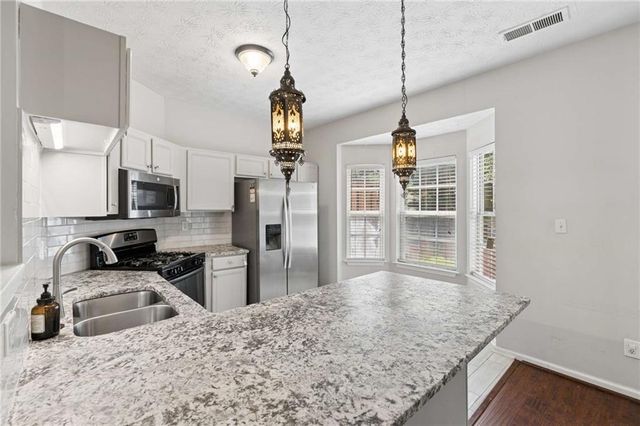 2076 Pinnacle Pointe Drive, Norcross, GA 30071