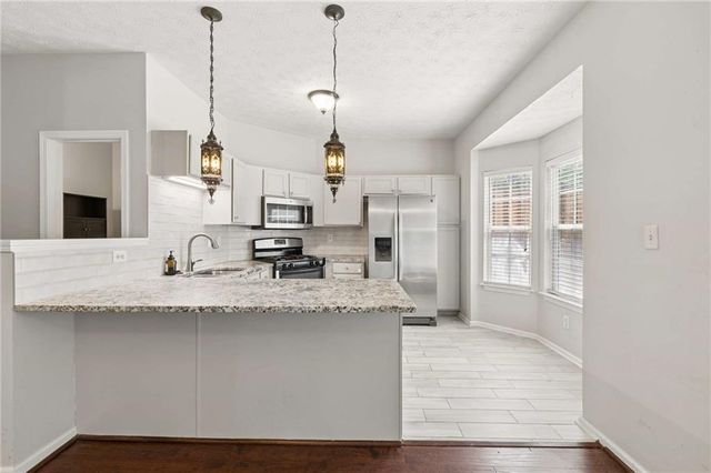 2076 Pinnacle Pointe Drive, Norcross, GA 30071