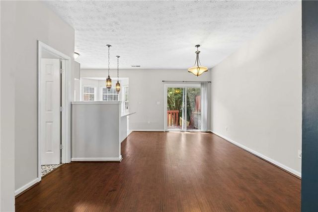 2076 Pinnacle Pointe Drive, Norcross, GA 30071