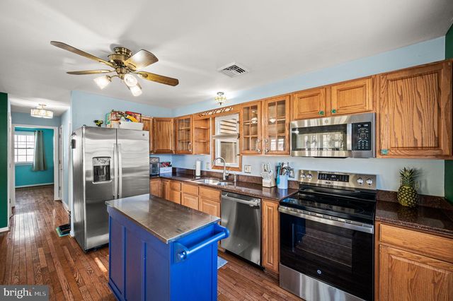 36 INDIAN VALLEY LN, Telford, PA 18969