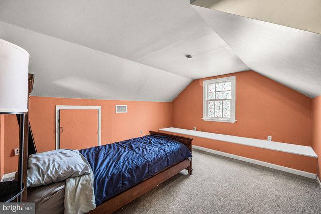 36 INDIAN VALLEY LN, Telford, PA 18969