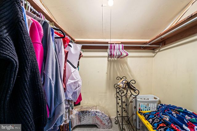 36 INDIAN VALLEY LN, Telford, PA 18969