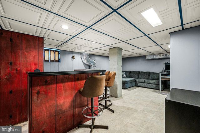 36 INDIAN VALLEY LN, Telford, PA 18969