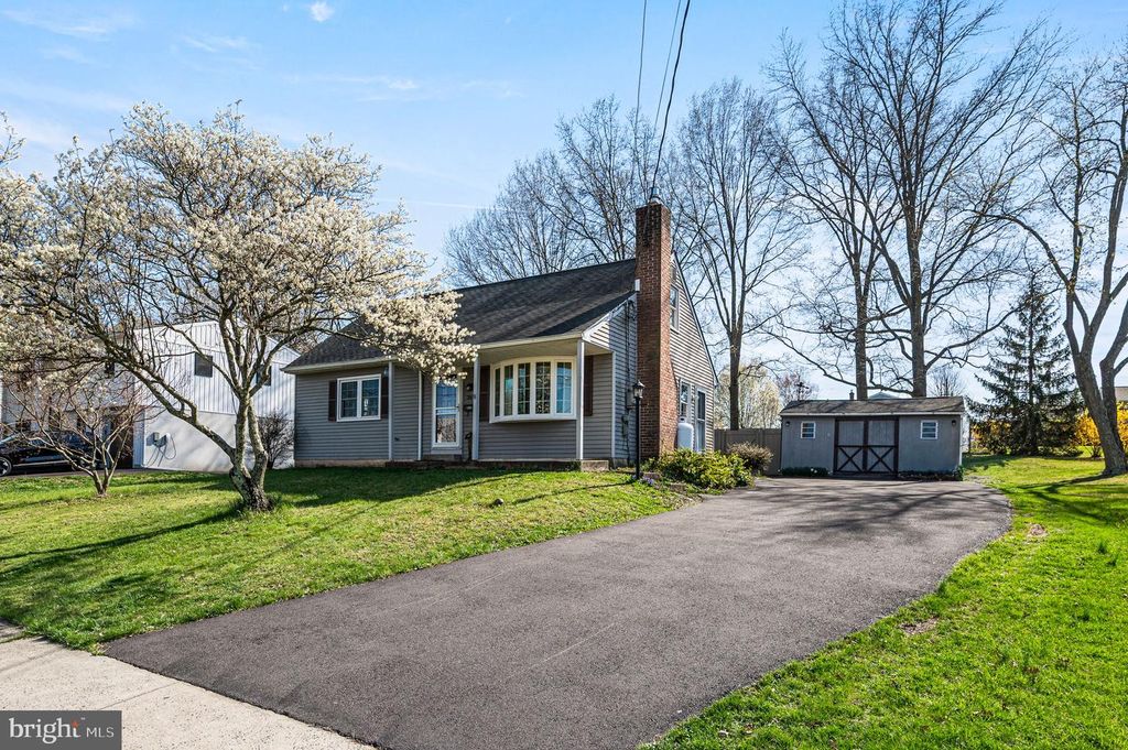 36 INDIAN VALLEY LN, Telford, PA 18969