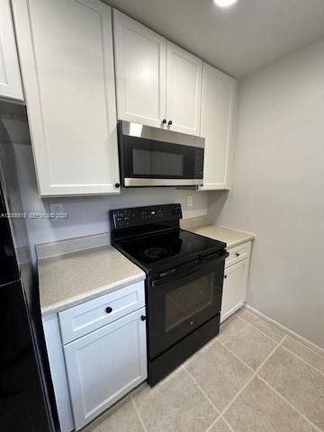 3162 Coral Springs Dr 4, Coral Springs, FL 33065