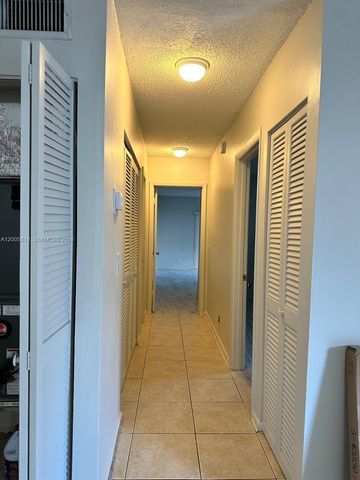 3162 Coral Springs Dr 4, Coral Springs, FL 33065