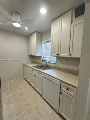 3162 Coral Springs Dr 4, Coral Springs, FL 33065