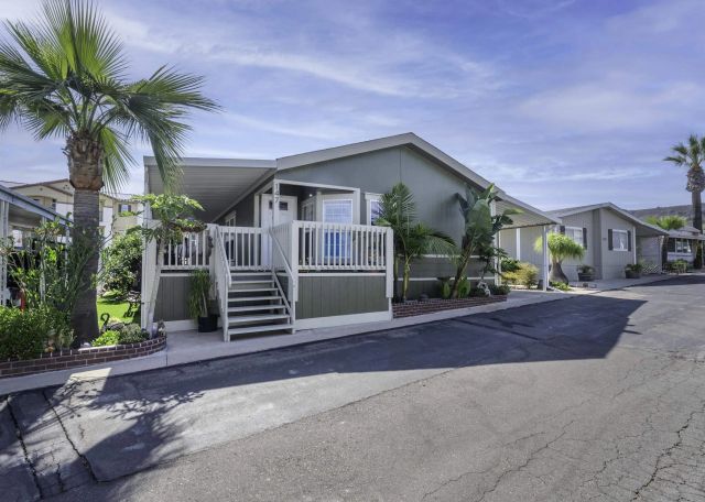 8545 Mission Gorge Rd Spc 147 147, Santee, CA 92071