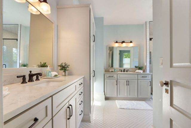 920 Geneva Street, Lake Geneva, WI 53147