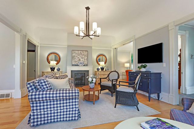 920 Geneva Street, Lake Geneva, WI 53147