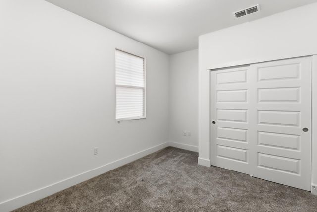 10589 Tenor Way, Elk Grove, CA 95757