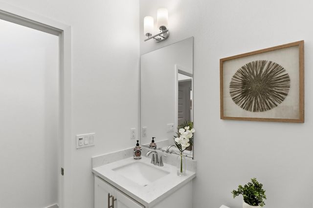 10589 Tenor Way, Elk Grove, CA 95757
