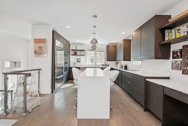 39 Elmwood St 3, Somerville, MA 02144