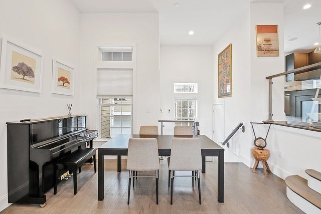 39 Elmwood St 3, Somerville, MA 02144