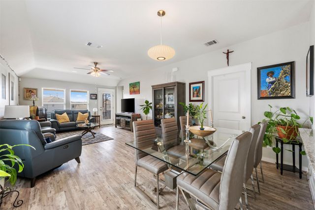 109 Earl Keen ST, Leander, TX 78641