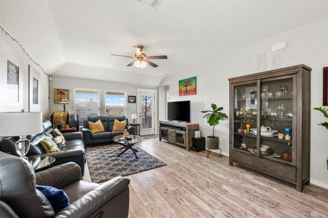 109 Earl Keen ST, Leander, TX 78641