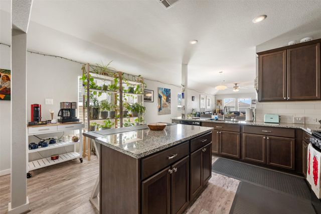 109 Earl Keen ST, Leander, TX 78641