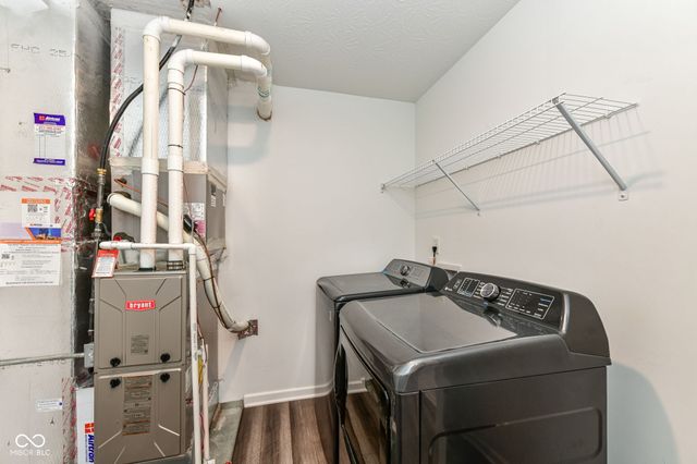 984 Bent Branch Lane, Greenwood, IN 46143