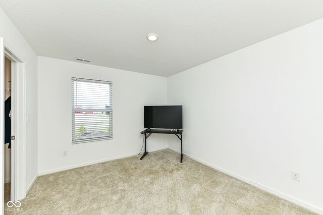 984 Bent Branch Lane, Greenwood, IN 46143